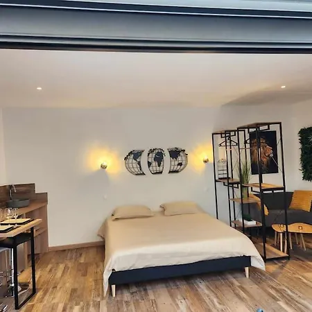 Cocon Pour 2 Avec Jacuzzi Дом отдыха