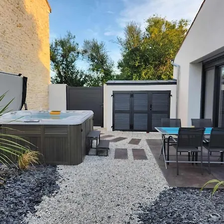 Cocon Pour 2 Avec Jacuzzi Andilly (Charente-Maritime)